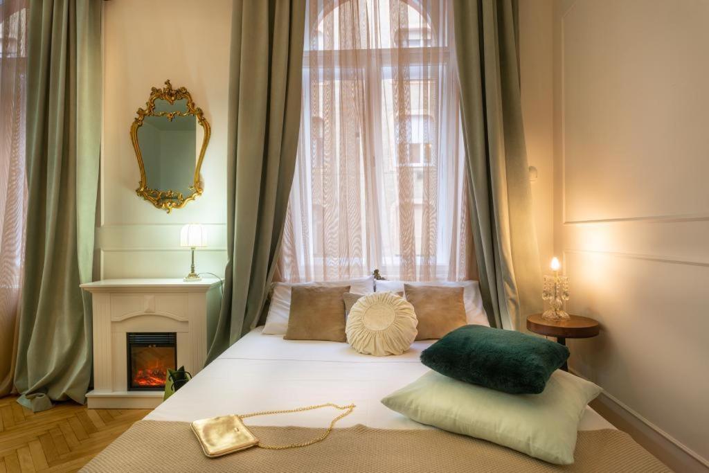 Regina On Kiraly Street Apartment Budapest