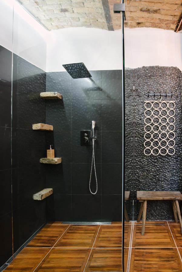 The Nest In Downtown Apartman *