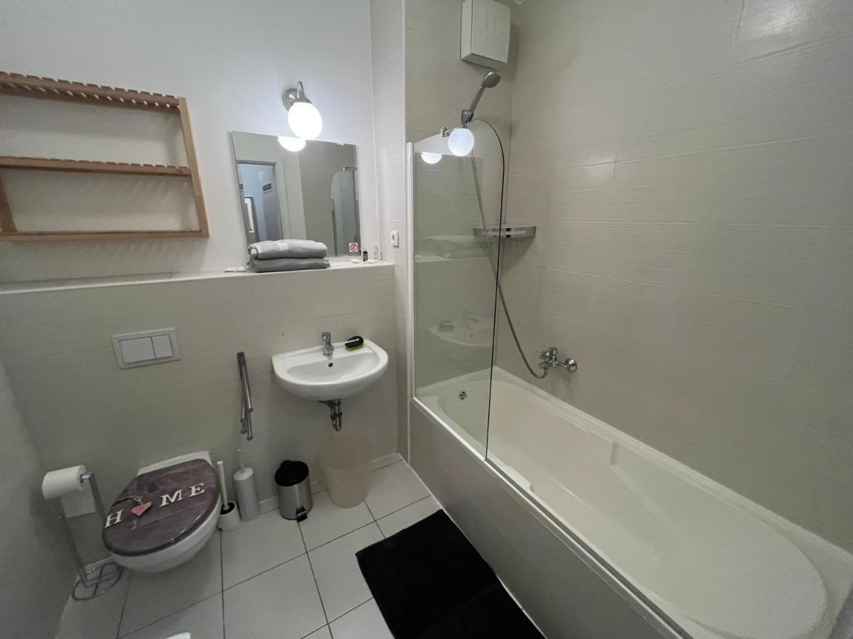 Corvin Pearl Deluxe Apartment *