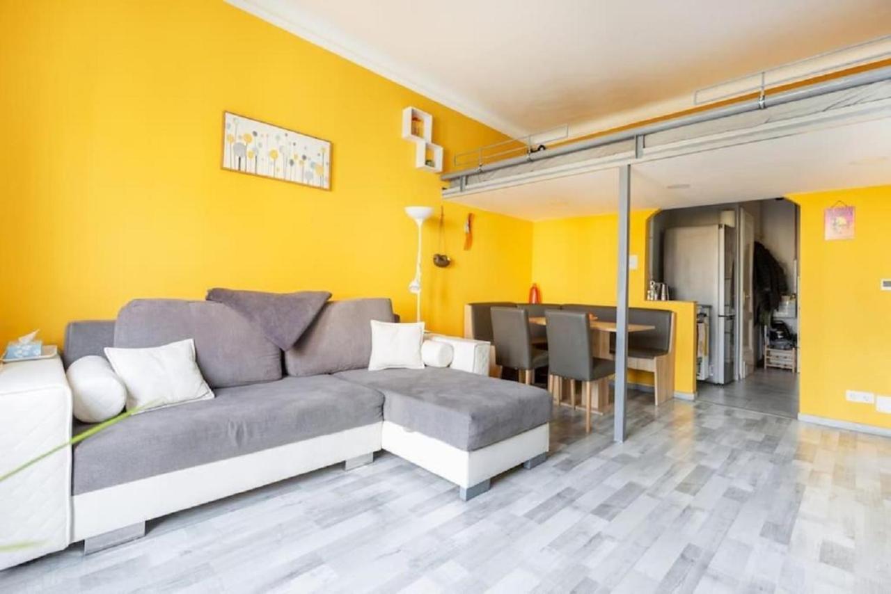 Balzac By Westend Mall With Balcony, Ac * Budapest