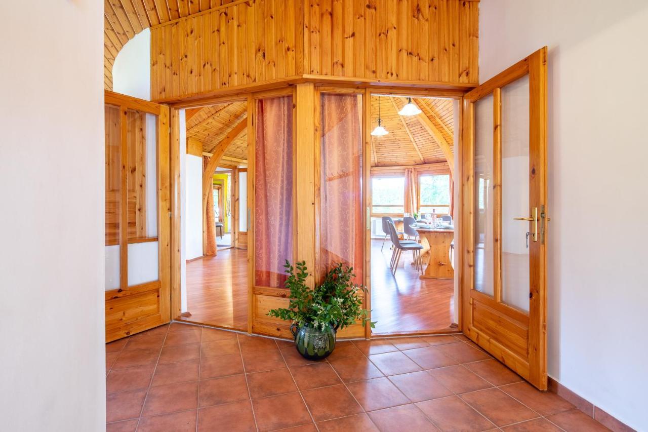 Kupolavilla-apartment-event House By The Danube River-buda