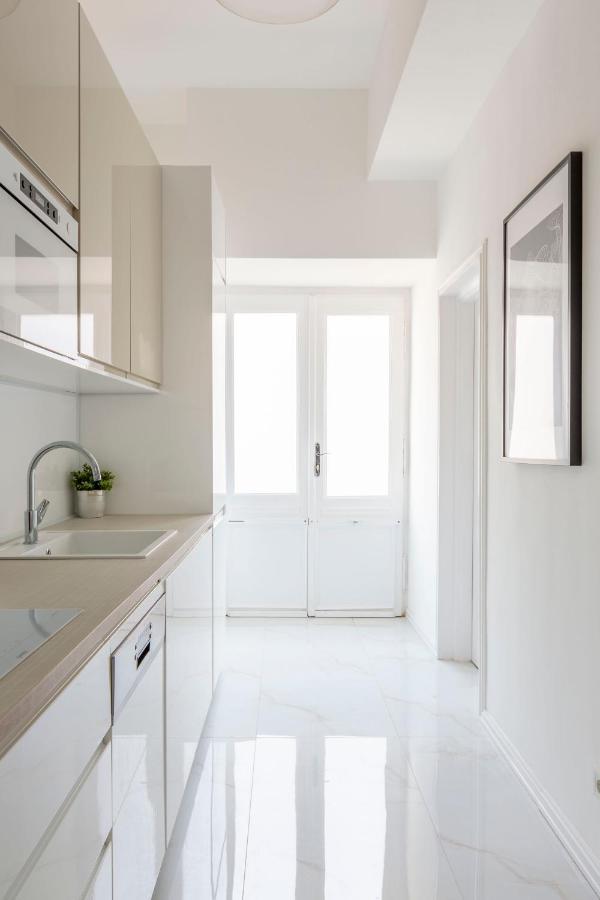 Exclusive Downtown In The Heart Of