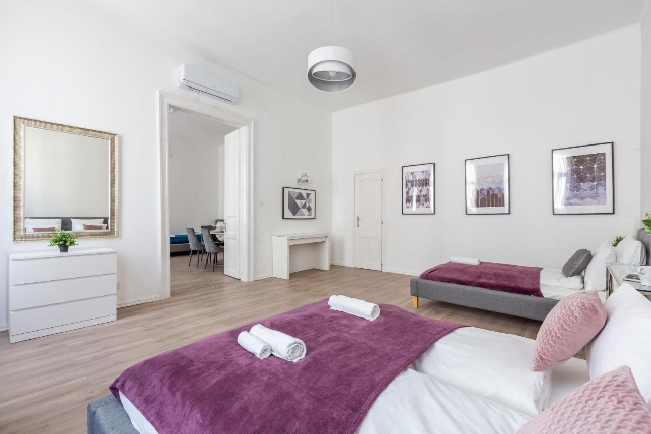 Exclusive Downtown In The Heart Of Apartman