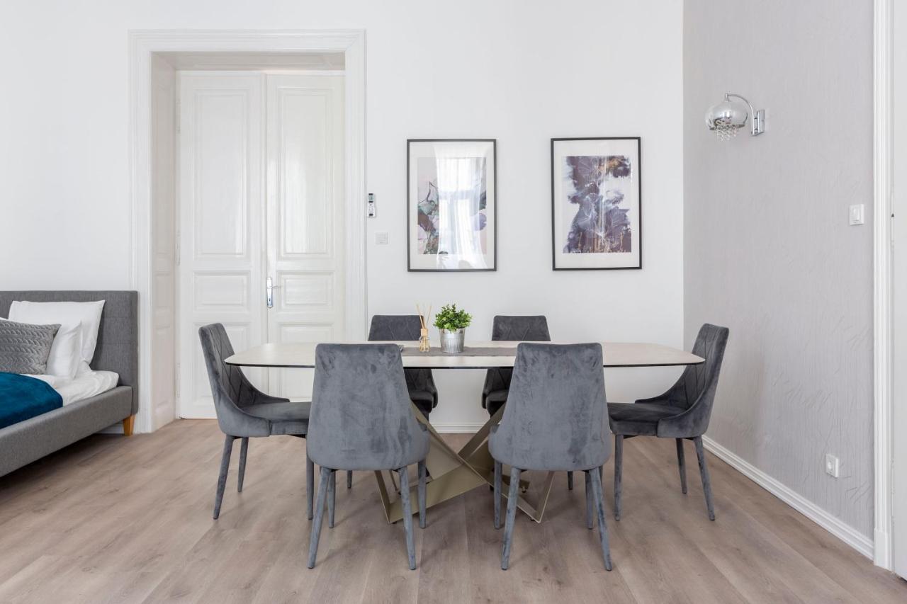 Exclusive Downtown In The Heart Of Apartman Budapest