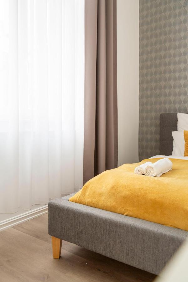 Exclusive Downtown In The Heart Of