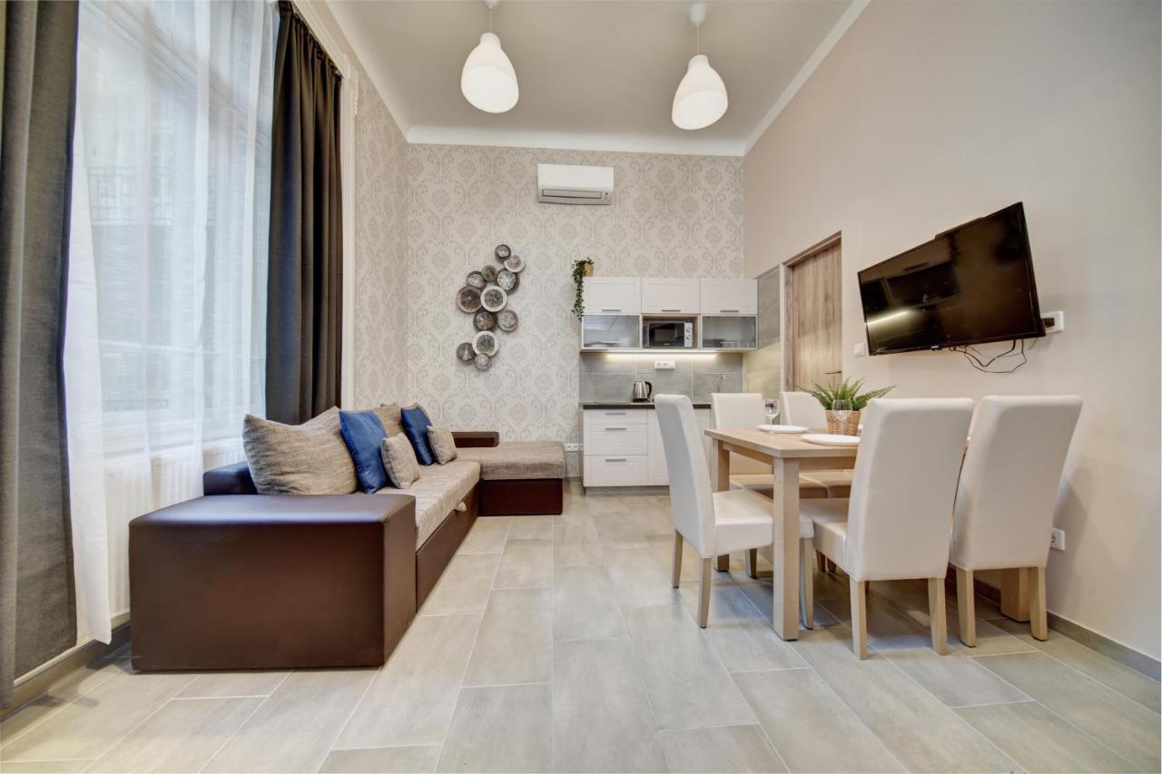 Center - Vaci Utca Apartmán *