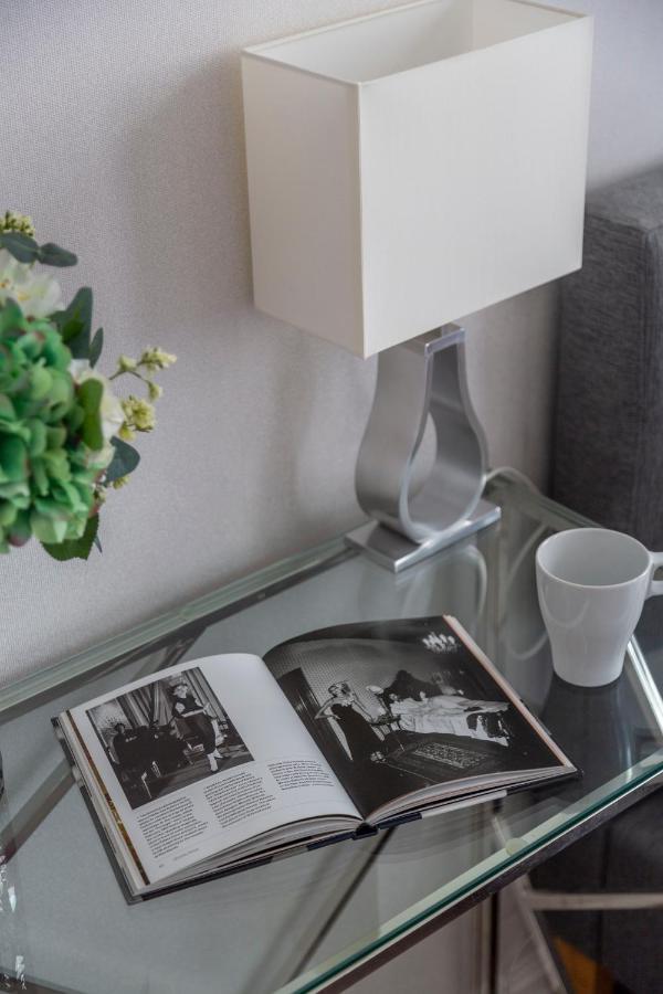 Exclusive Downtown In The Heart Of Apartman *