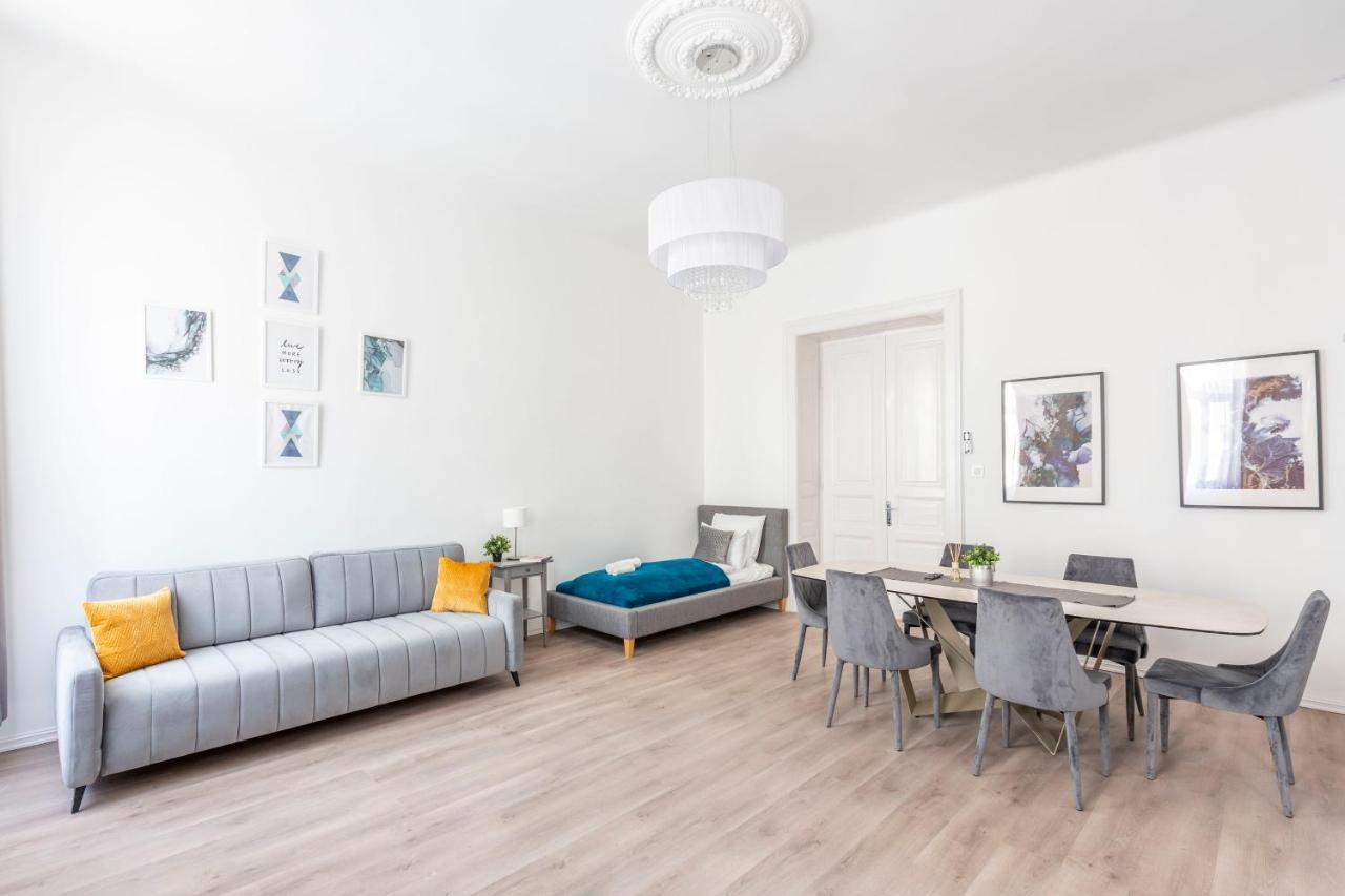 Exclusive Downtown In The Heart Of Budapest