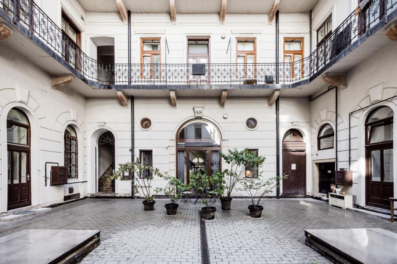 Appartement One Of A Kind, Super With Patio *