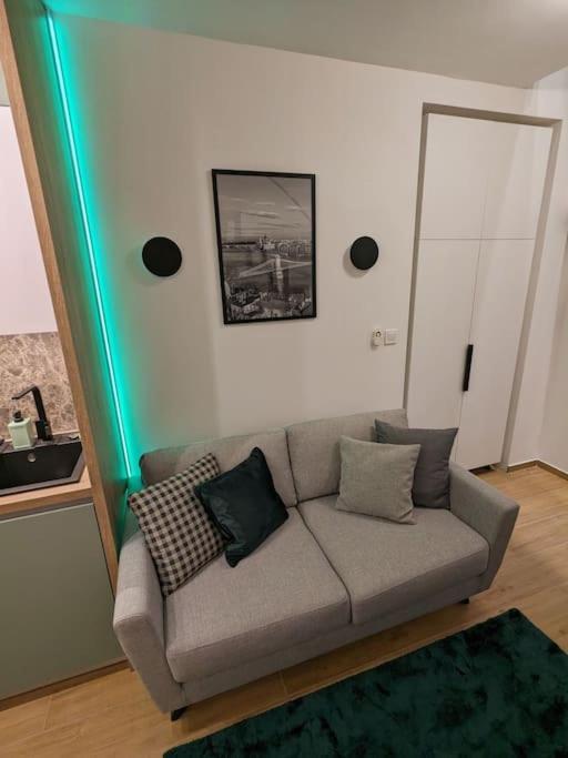 Apartmán Kerteszstudio - Newly Renovated Modern In The Center *