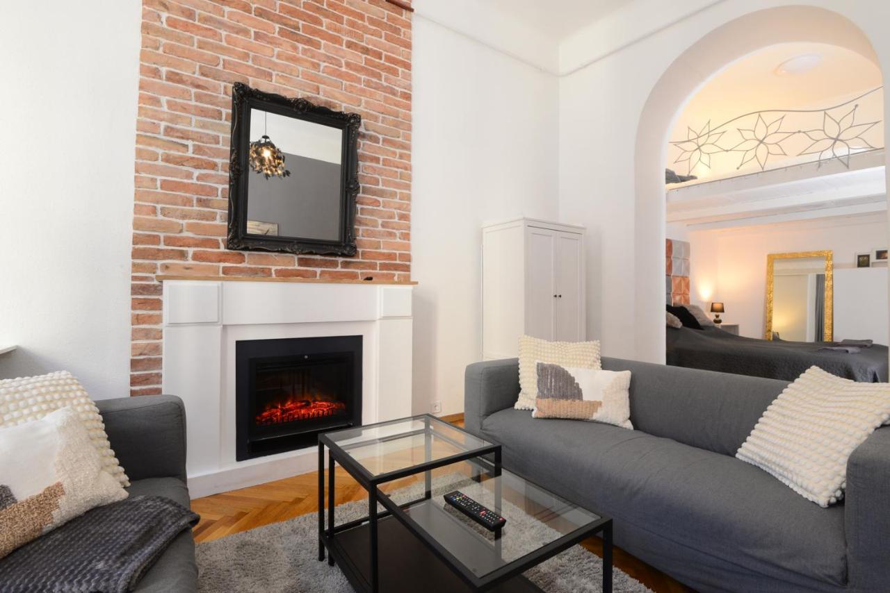 Your Place Apartment *