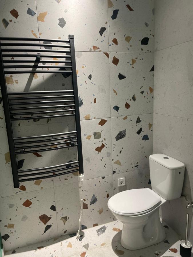 Mirror * Budapešť