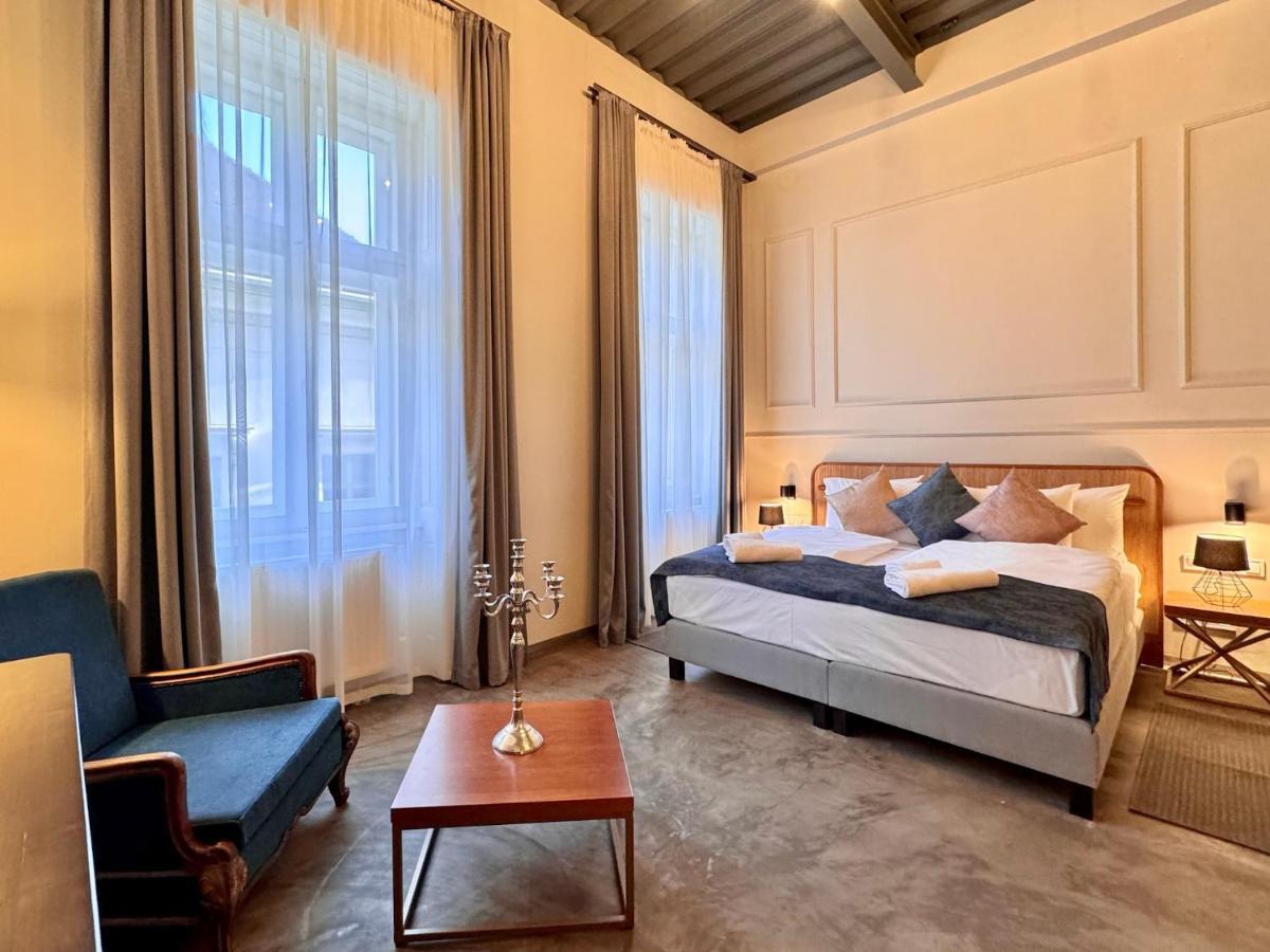 Bazaar Boutique Hotel 4*