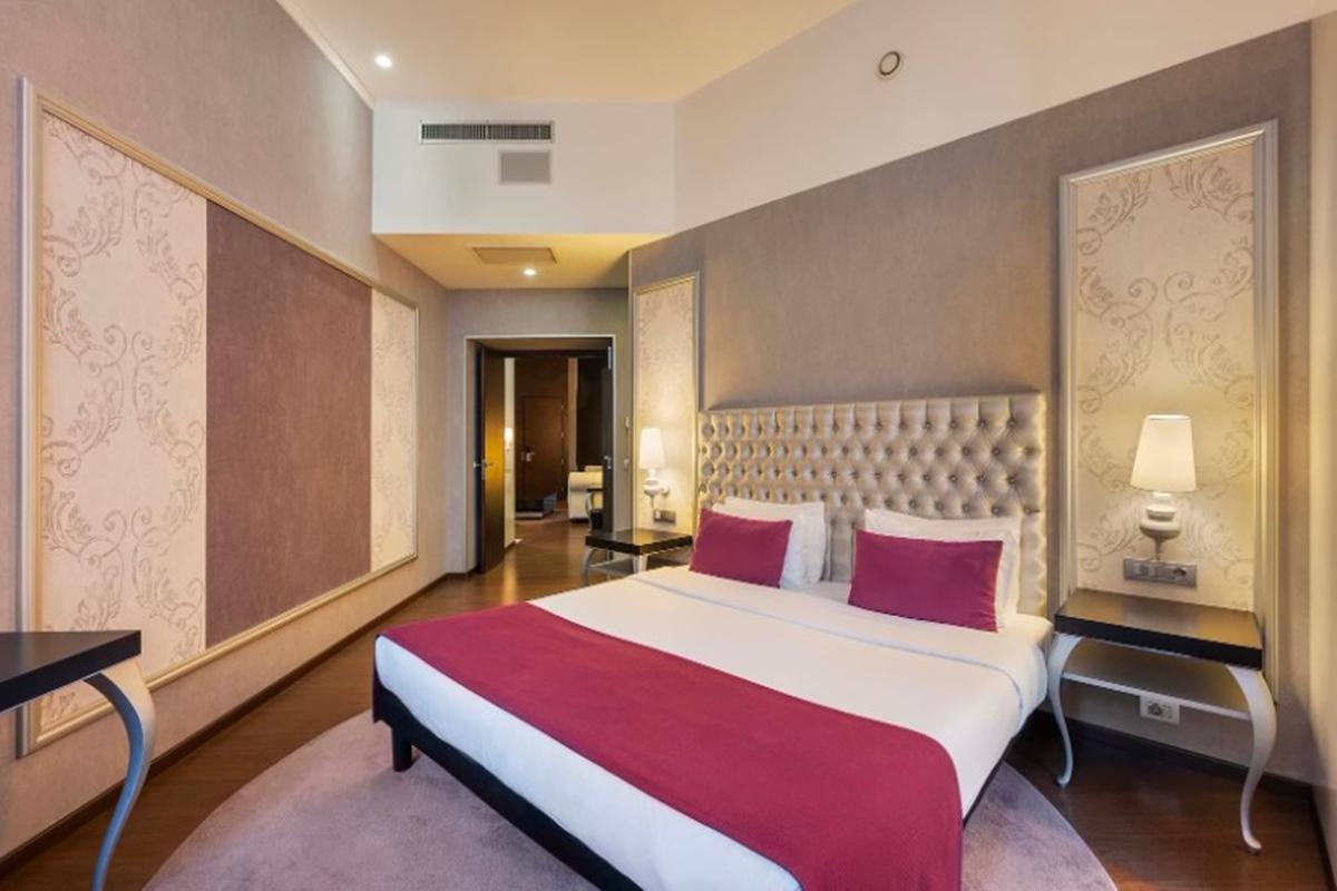 Hotel Ikonik Parlament 4*