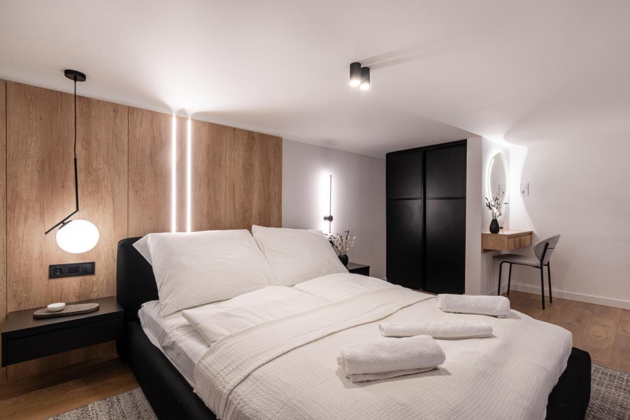 E56 - Grand Boulevard Heritage - Location By Bqa Budapest