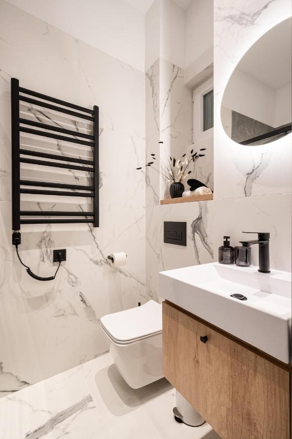 E56 - Grand Boulevard Heritage - Location By Bqa * Budapest