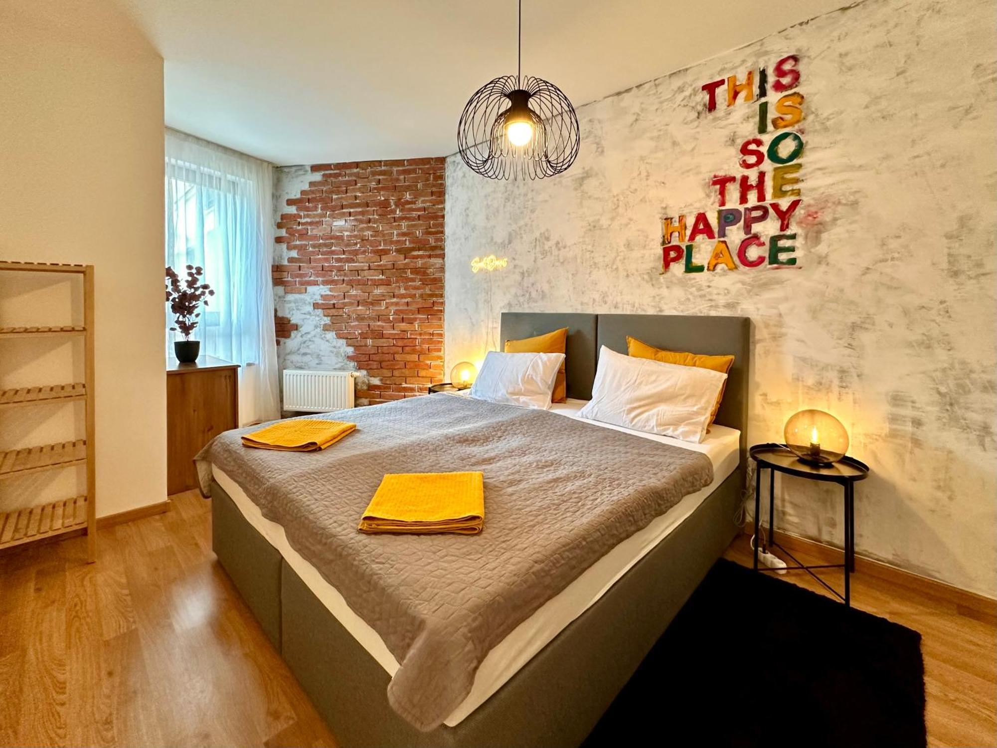 Apartment Vinyl Gozsdu Budapest