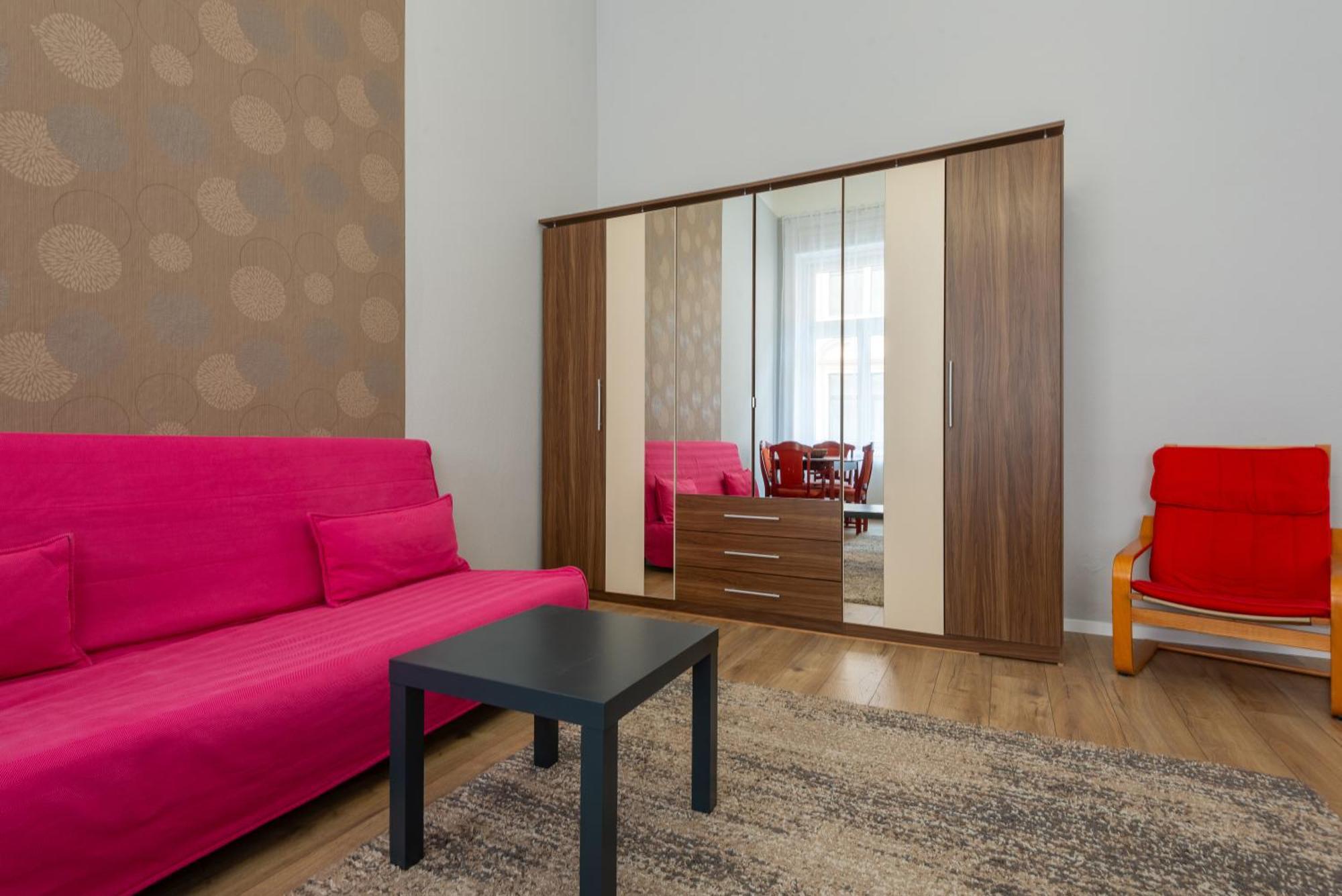 Apartment Center *