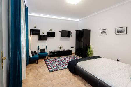Apartment In The Center *