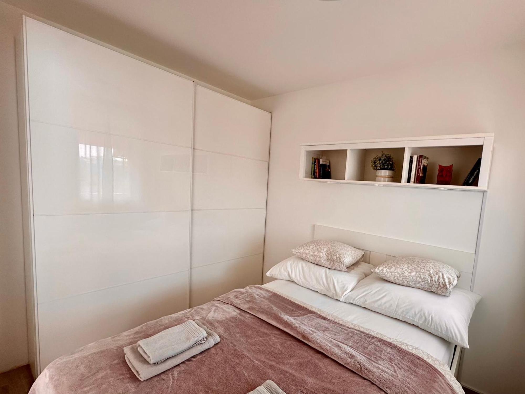 Break - Private Garage, Ac, Balcony Apartment Budapest