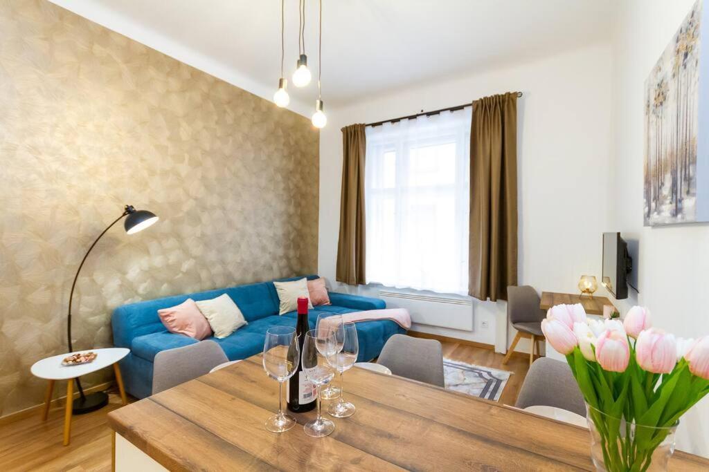Luxe Haven On Lonyay By Newave * Budapest