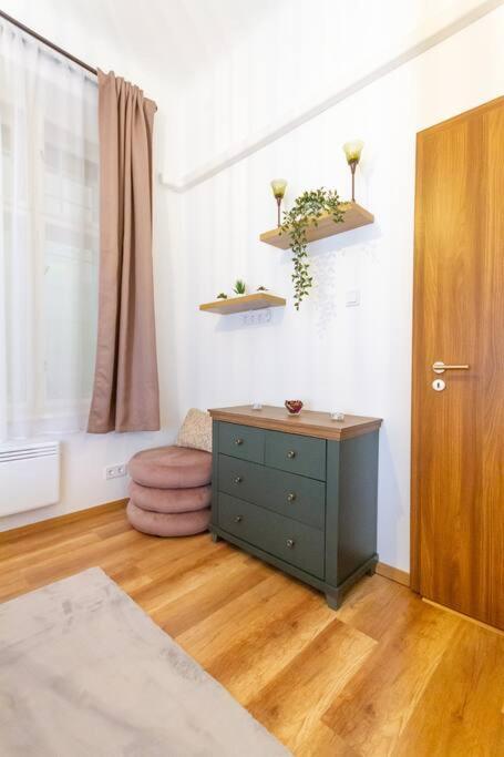 Apartamento Luxe Haven On Lonyay By Newave Budapest