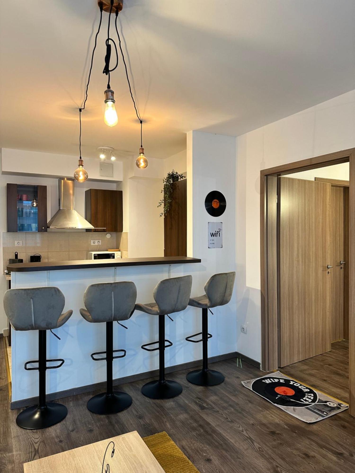 Vinyl Gozsdu Apartment Budapest