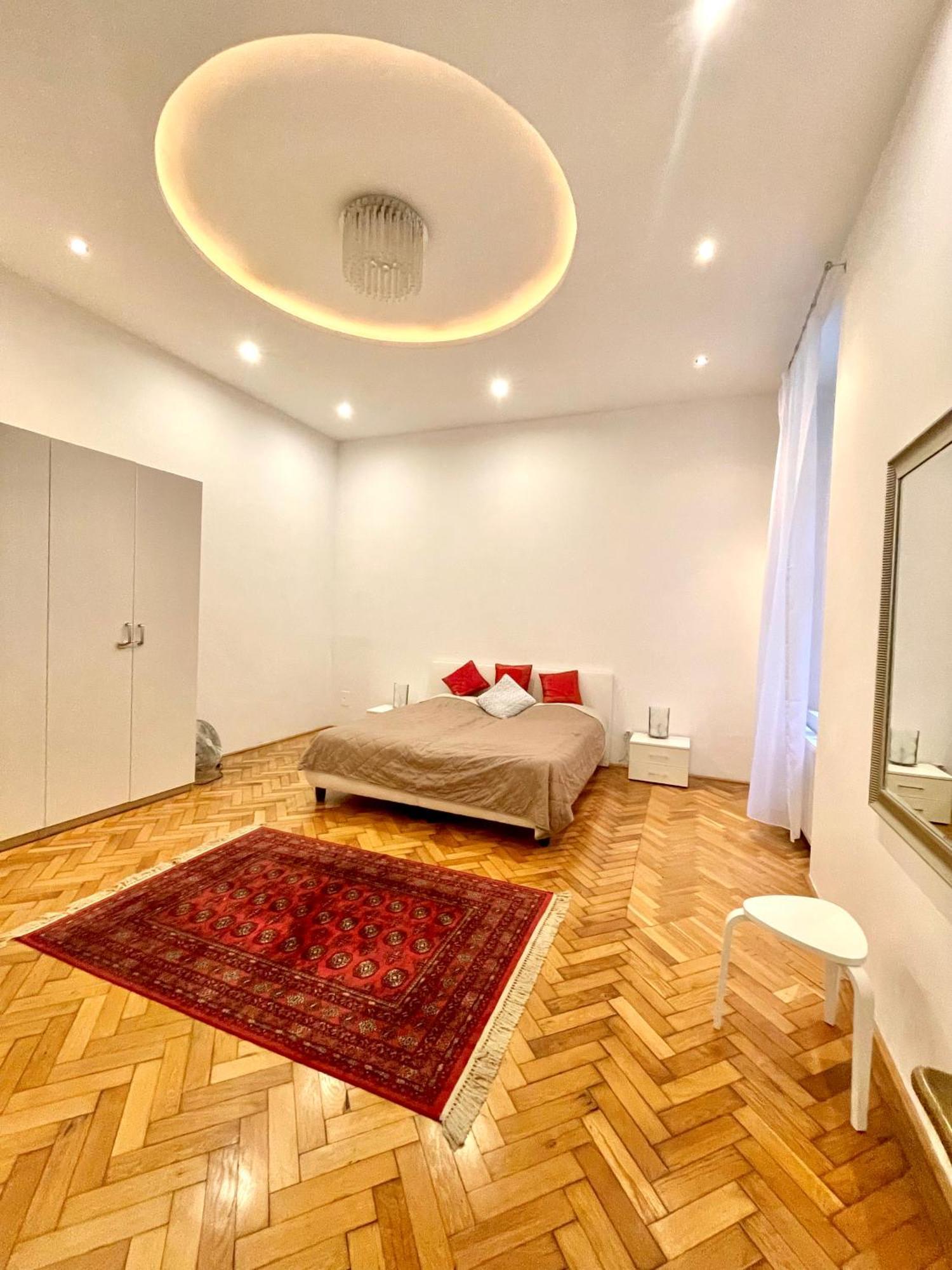 Amazing Swedish 3 In The Center Apartment