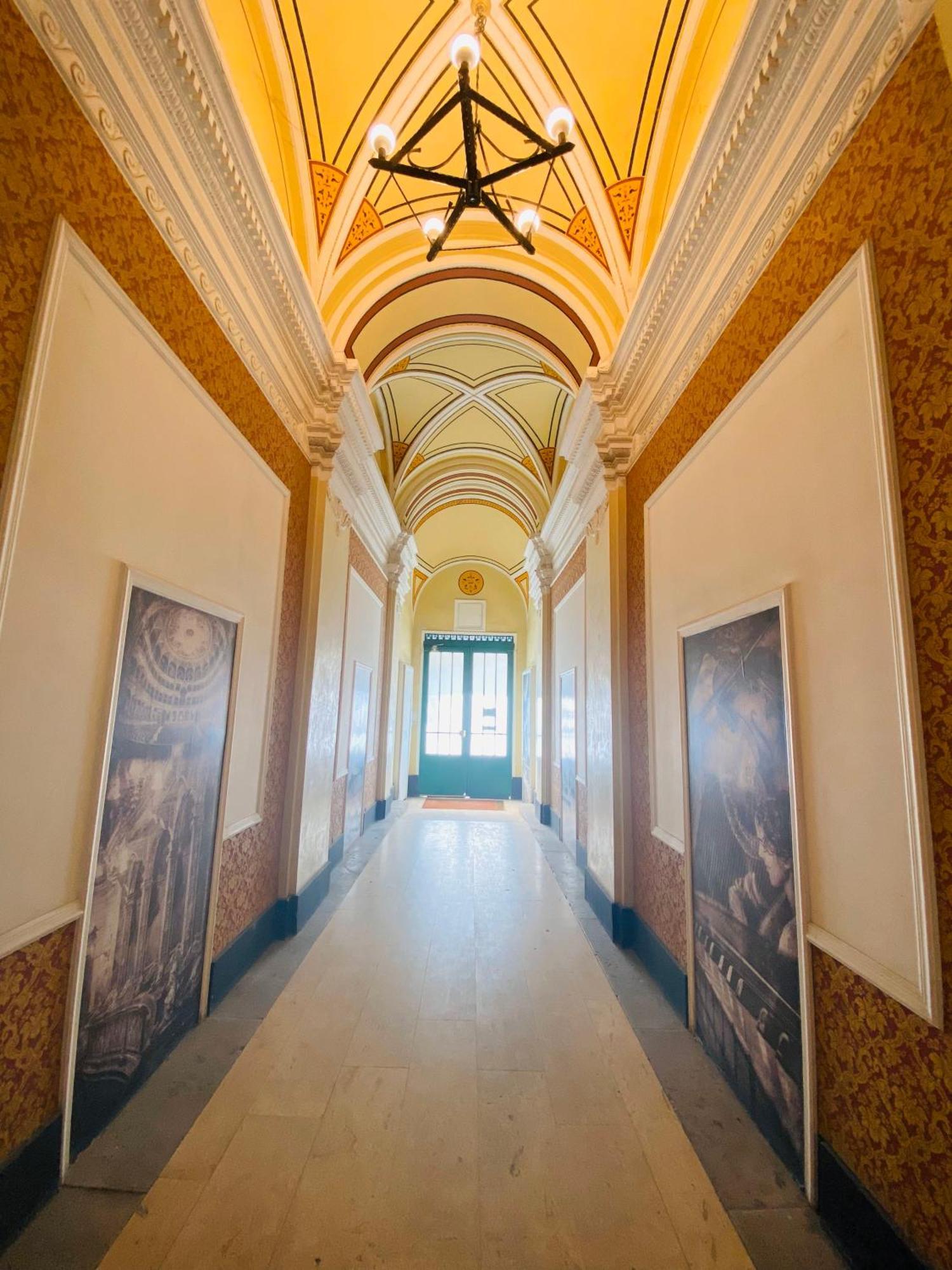 Opera16 Guestrooms