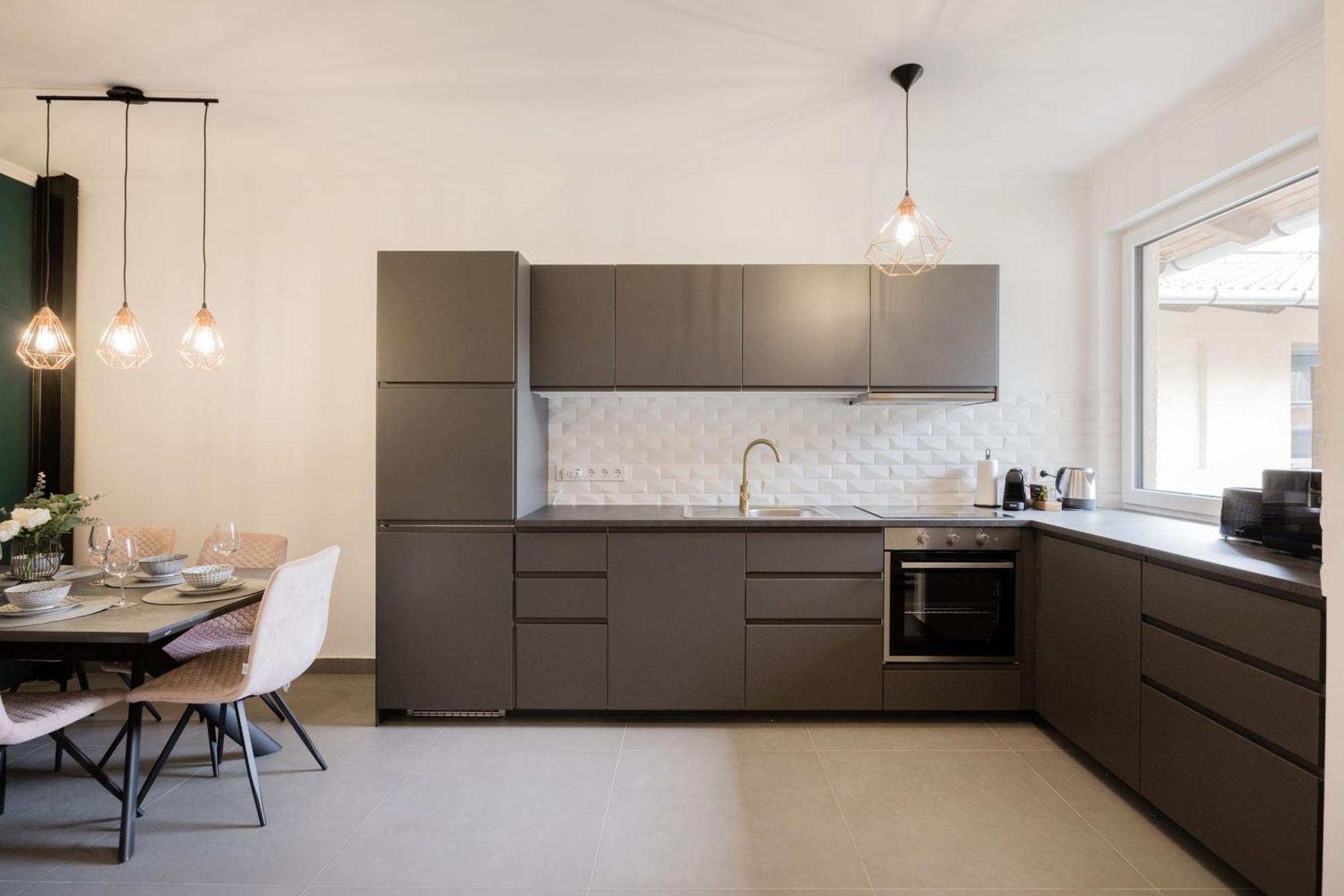 D26 Luxury