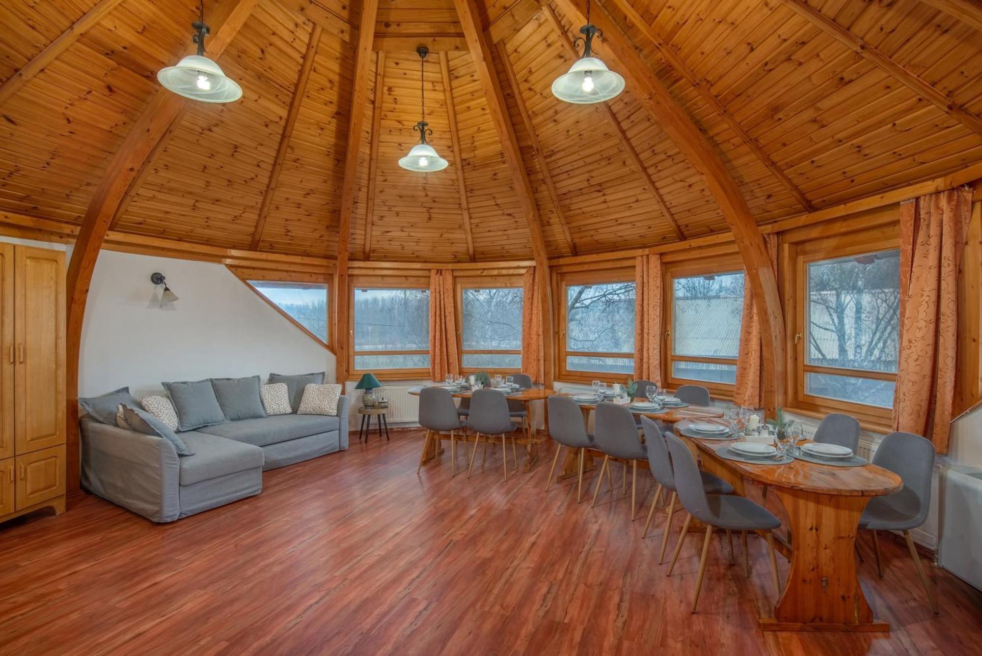 Kupolavilla-apartment-event House By The Danube River-buda Apartment Budapest