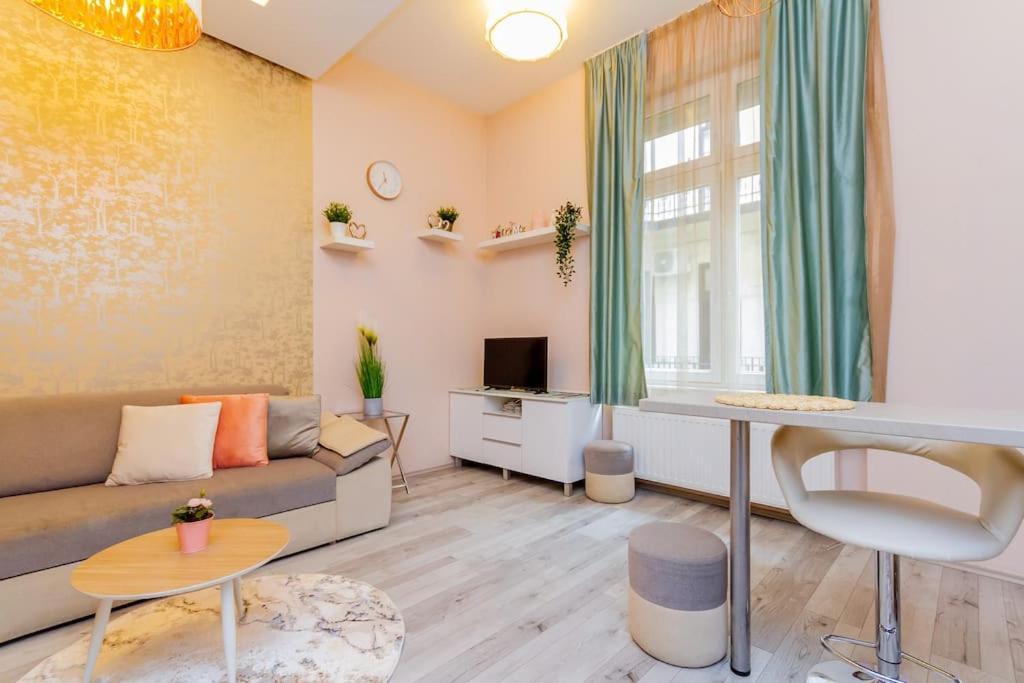 Soho Heartbeat Hideaway By Nw * Budapešť