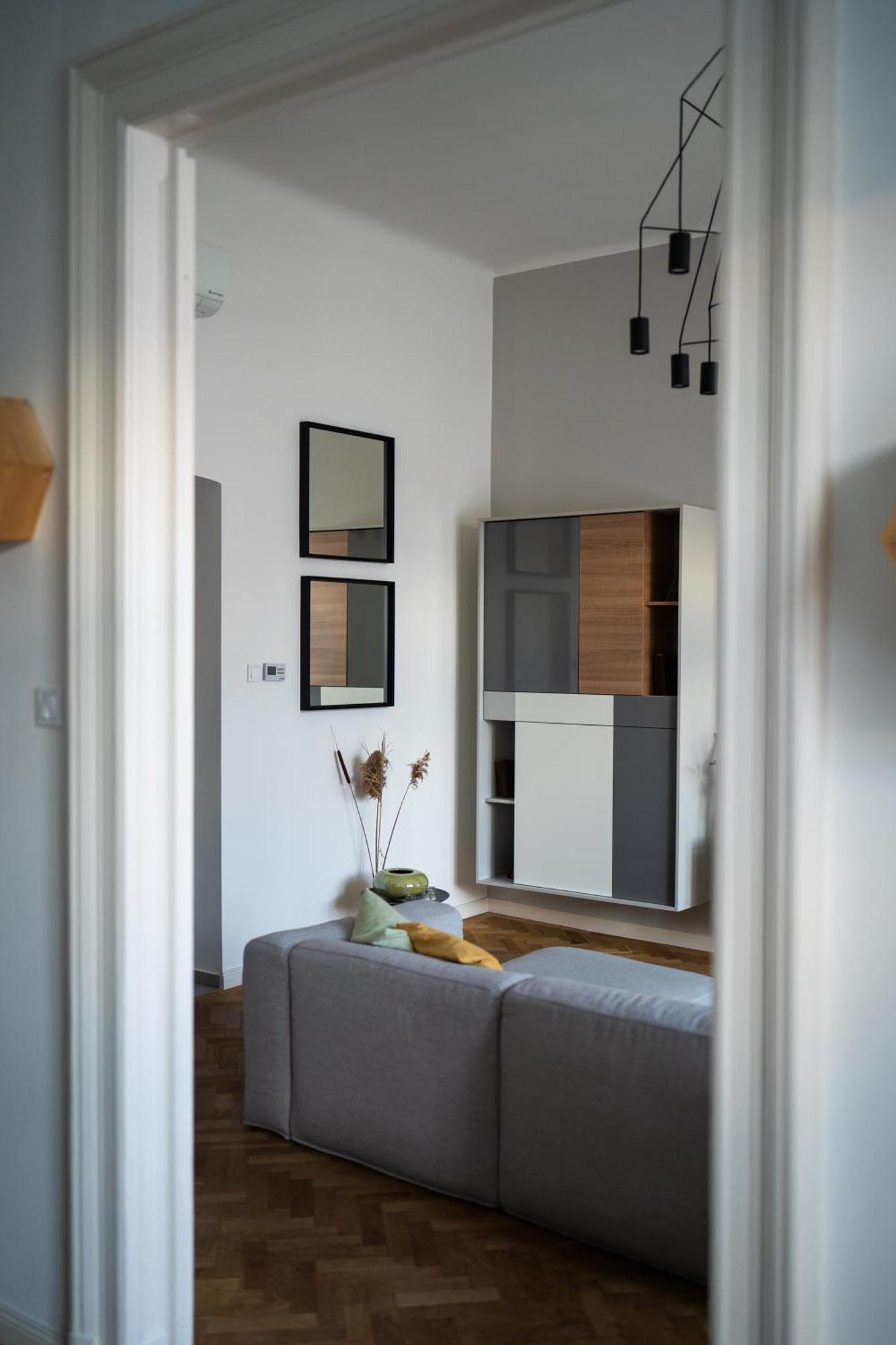 Modern, Design Lakas A Margit-sziget Mellett *