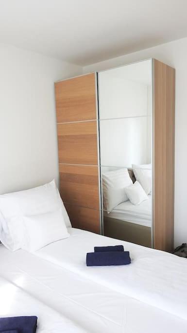 Lux Cordia With Free Parking Apartamento *