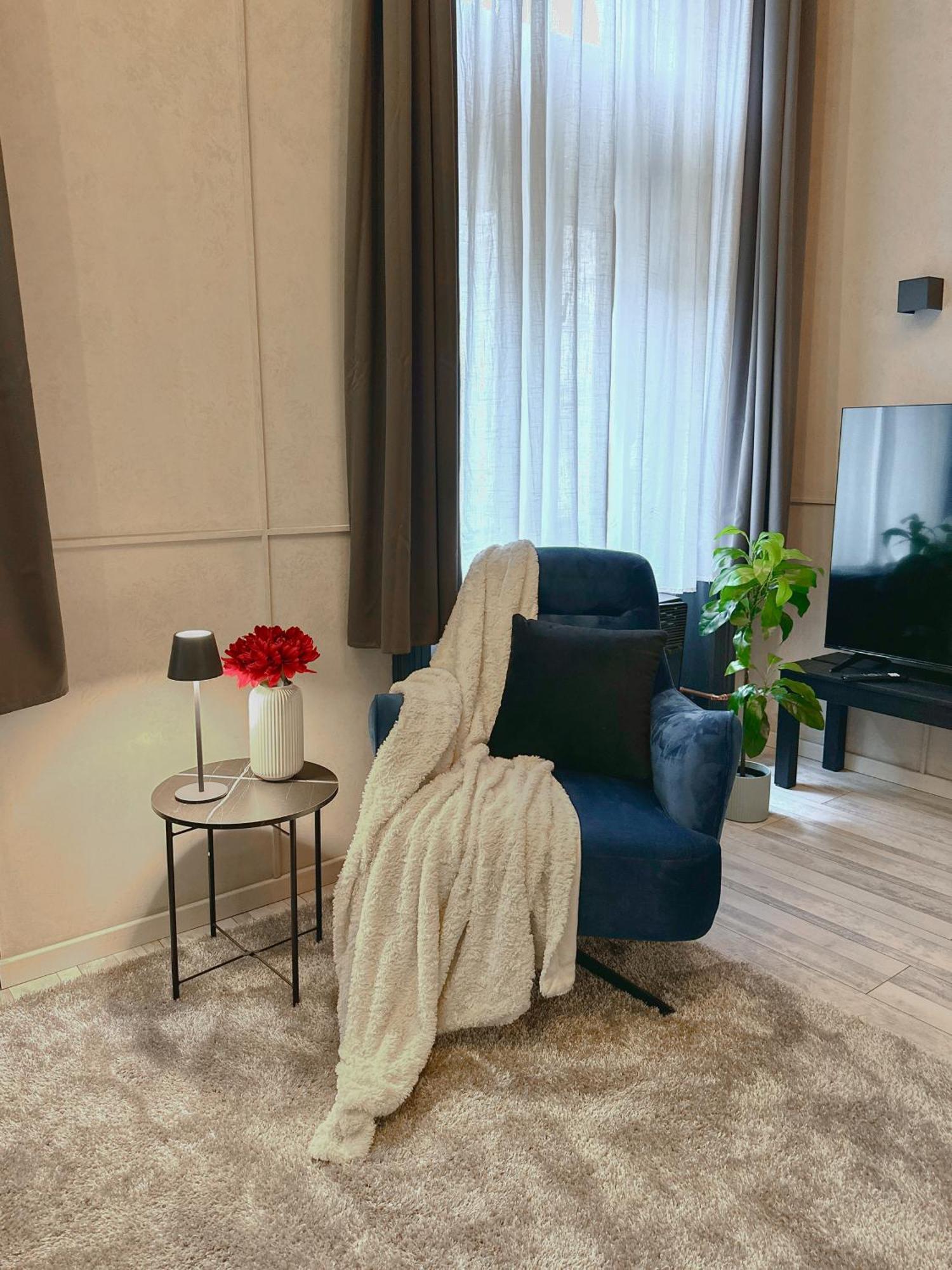 Apartment Izabella Downtown Delight