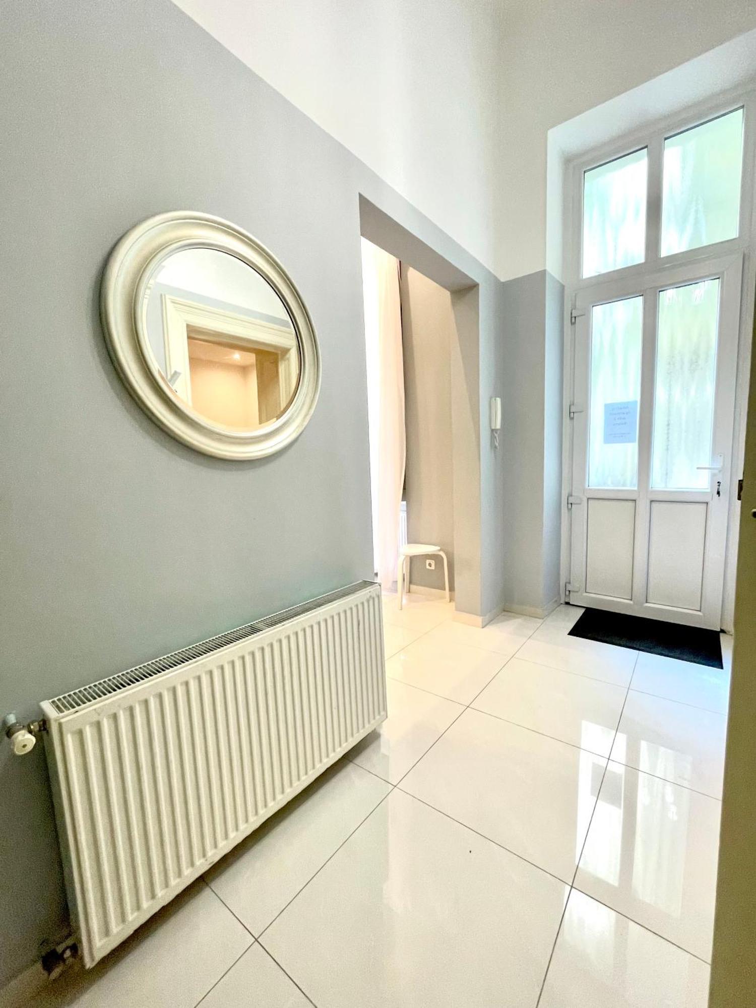 Amazing Swedish 3 In The Center Apartment