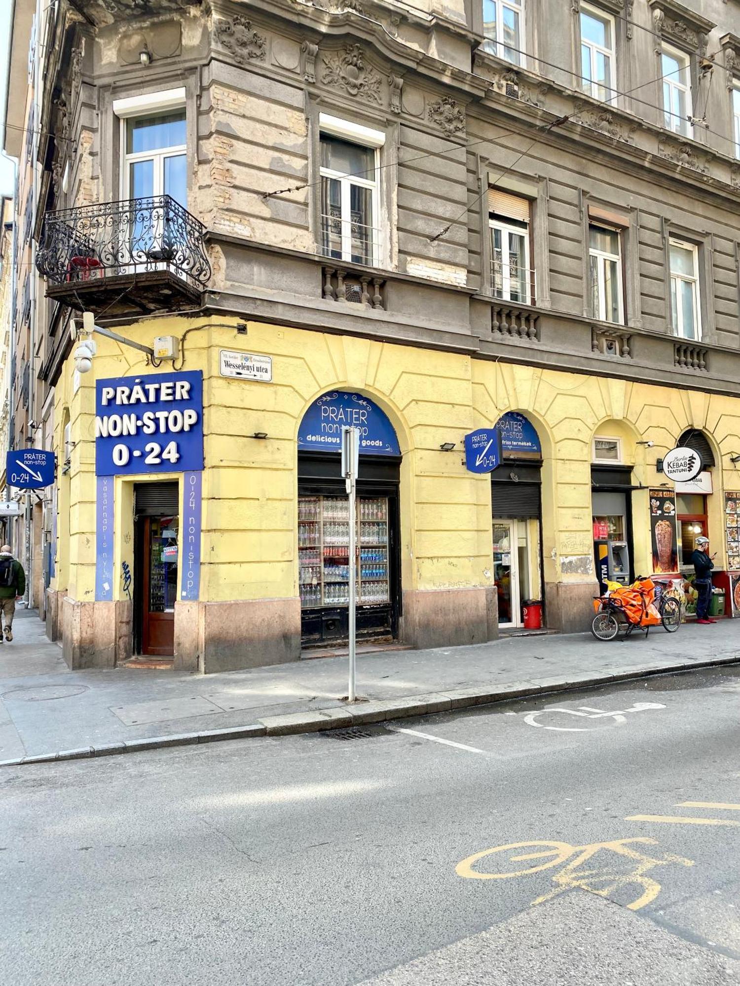 Amazing Swedish 3 In The Center *