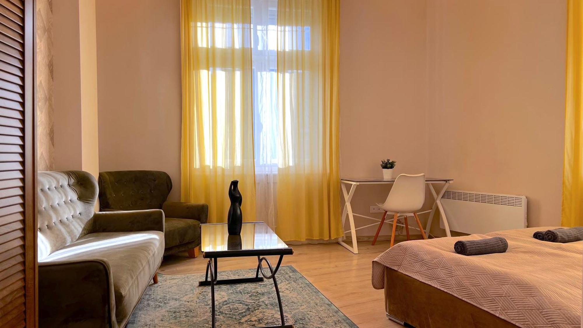 B112 By Small Apartamento