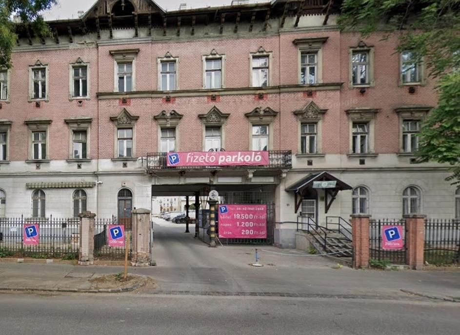 Voros Downtown With Free Parking Apartment *