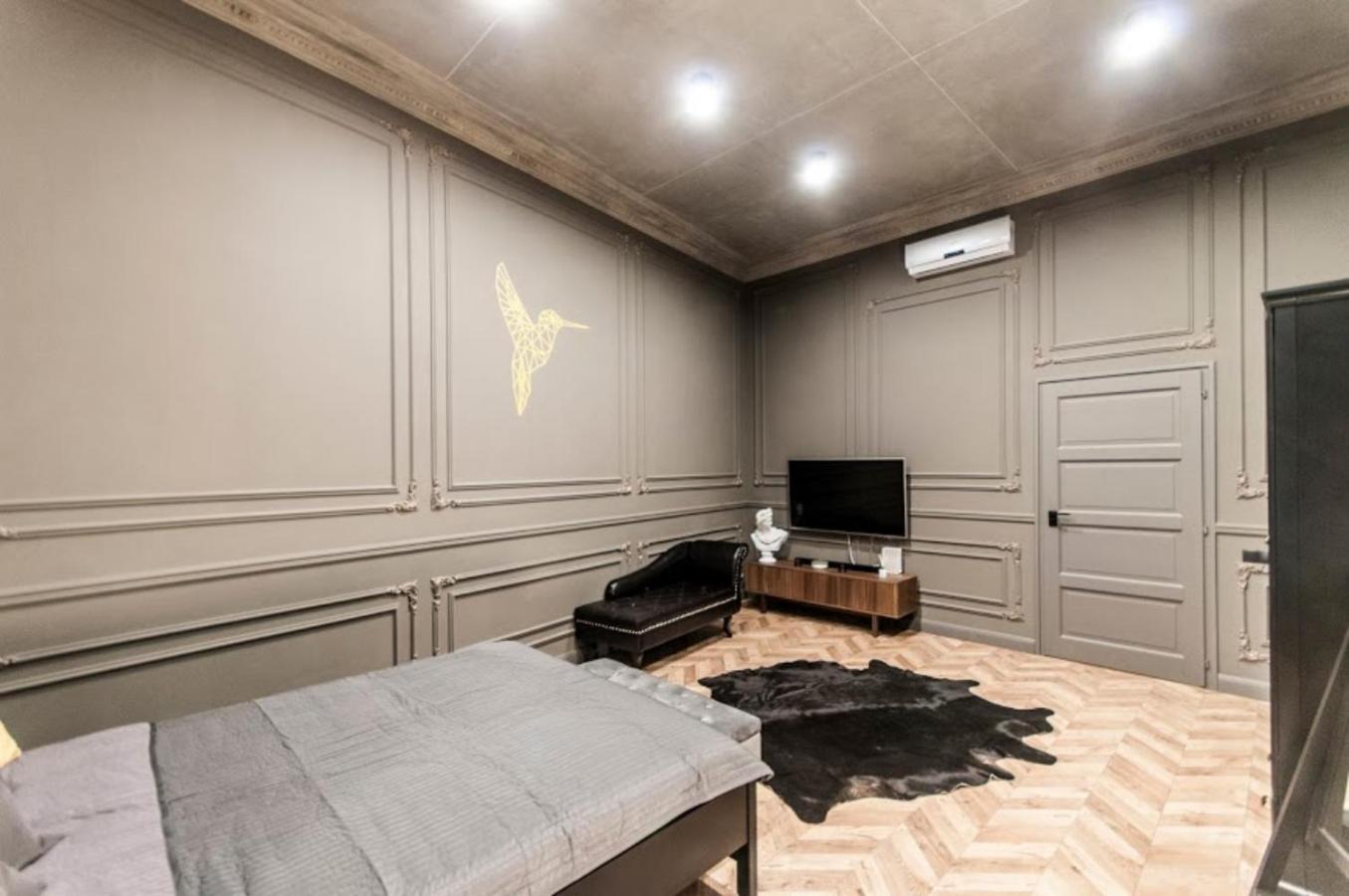 Apartman Geometric Luxury In The Center With 3br