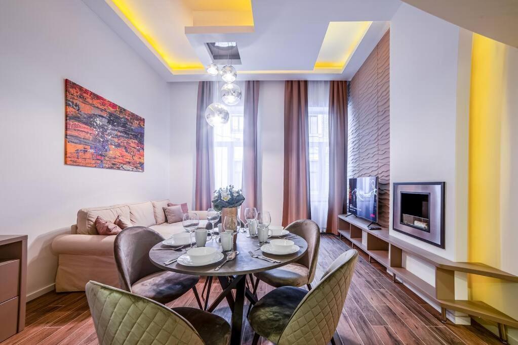 4 Seasons Of Love - Luxury 3-bedroom City * Budapest