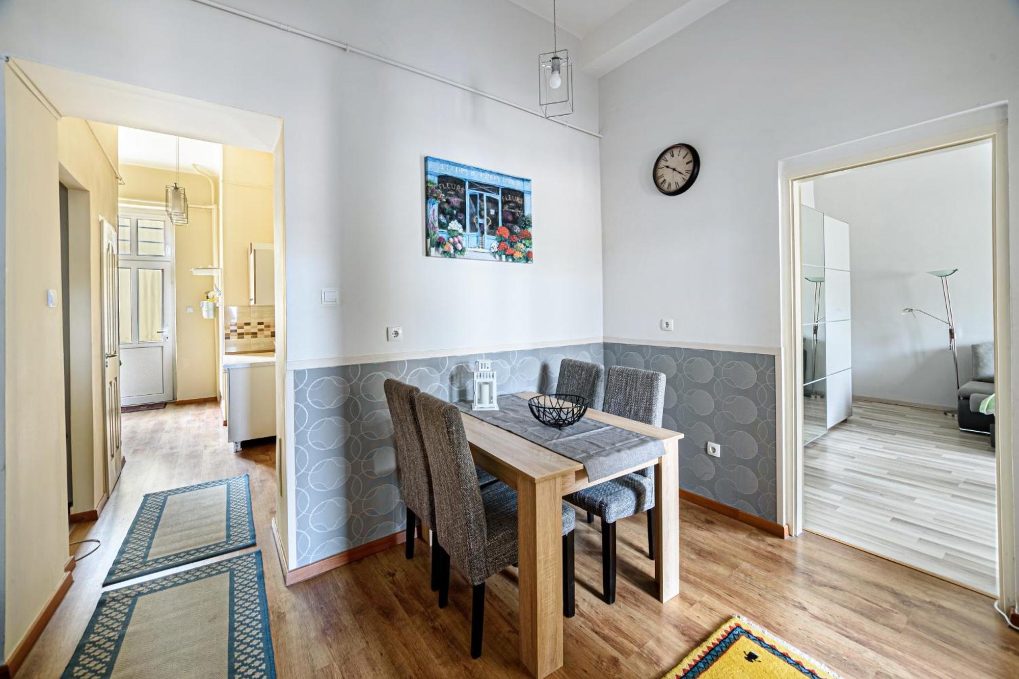 Apartman Relaxing Feeling In Nice Area Budapest