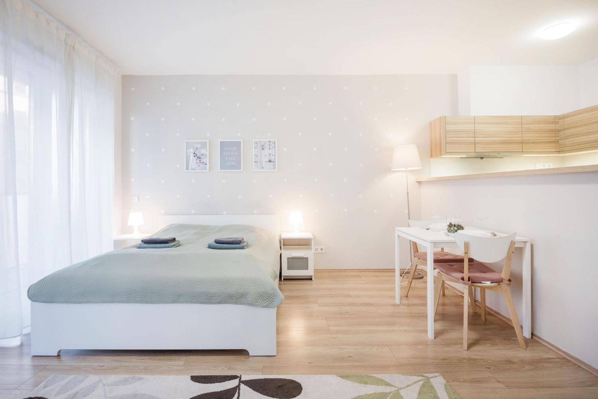 Apartman The Chic Crib With Balcony