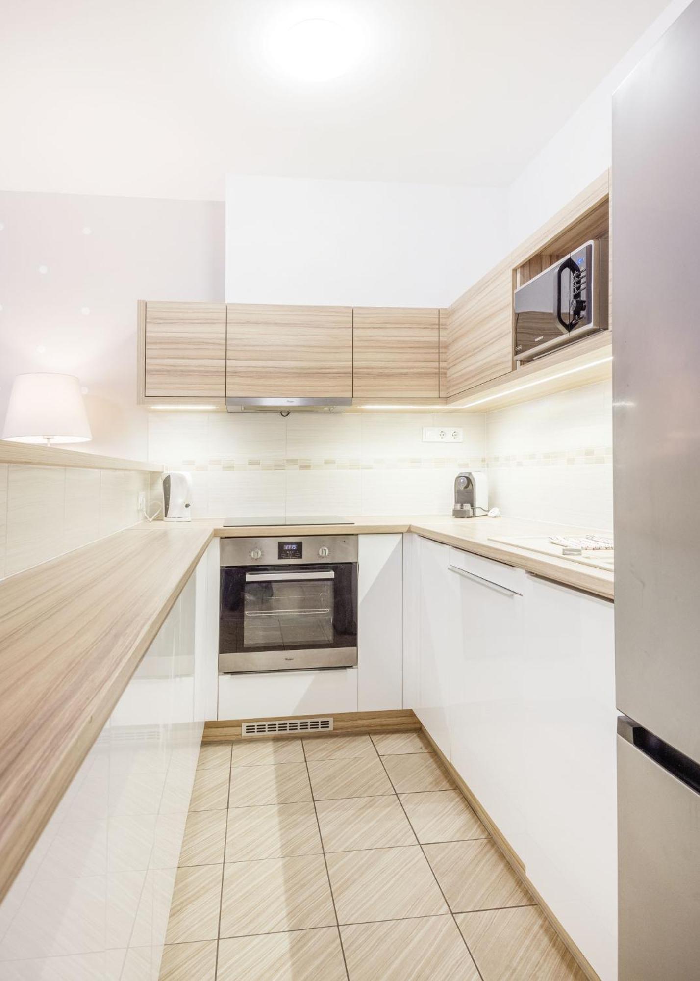 The Chic Crib With Balcony Apartman Budapest