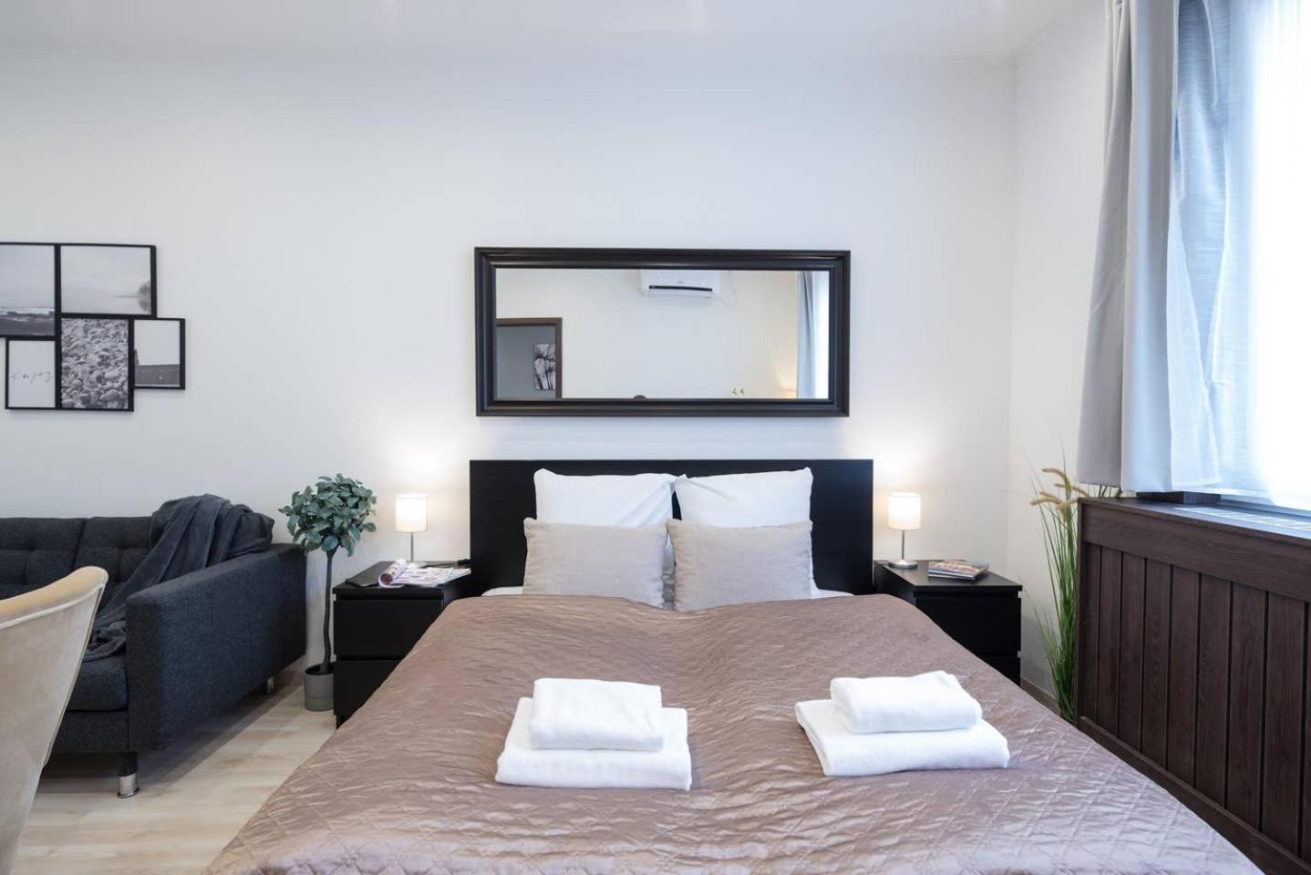 Very Modern And Cozy Ac *