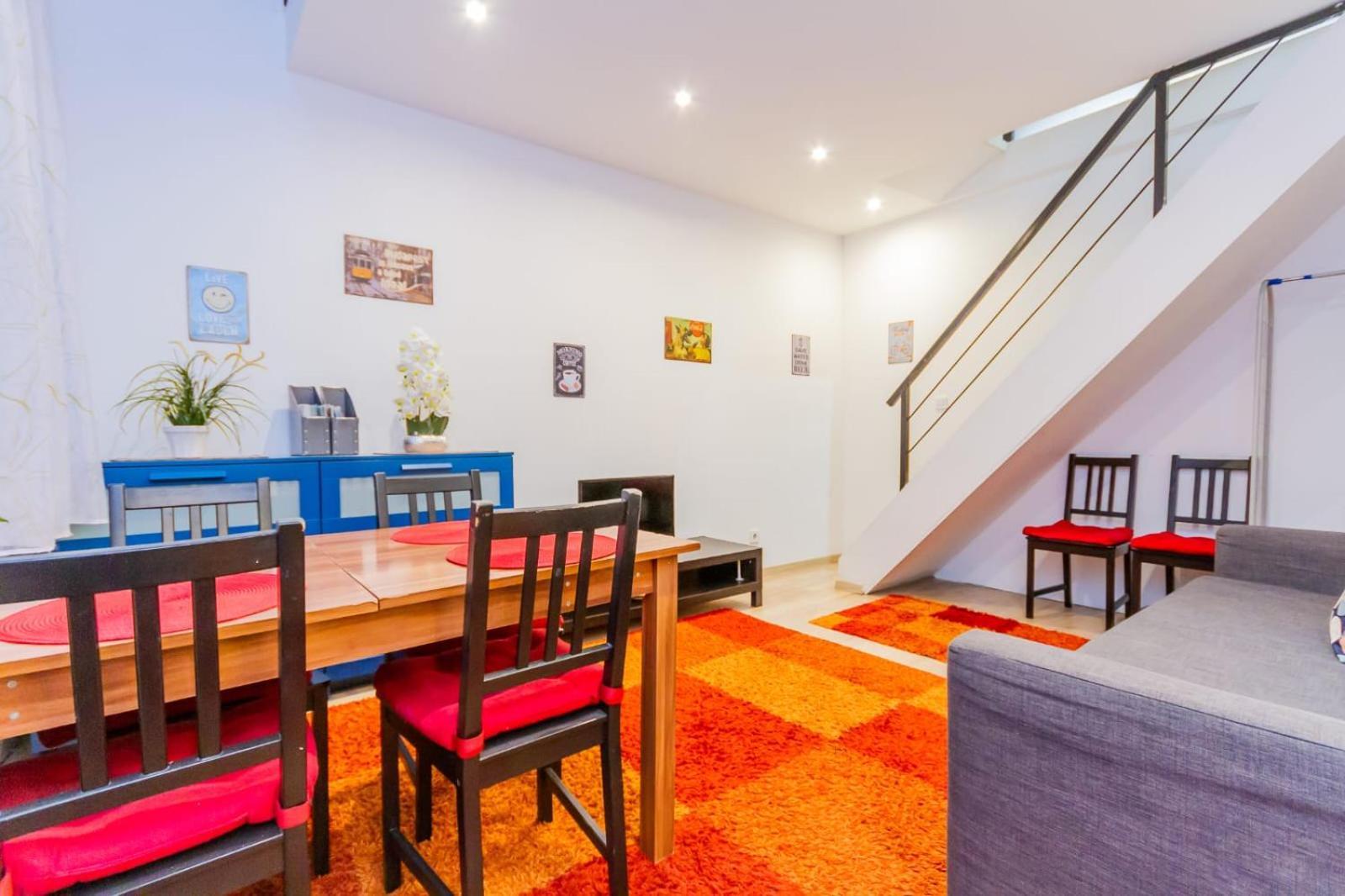 Sera's Place In My Lovely * Budapest