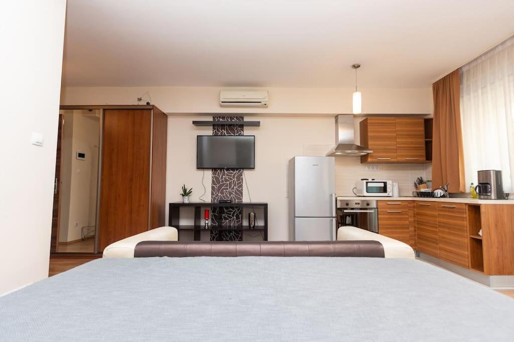 Flat On Corvin Promenade With Big Balcony Apartament Budapeszt