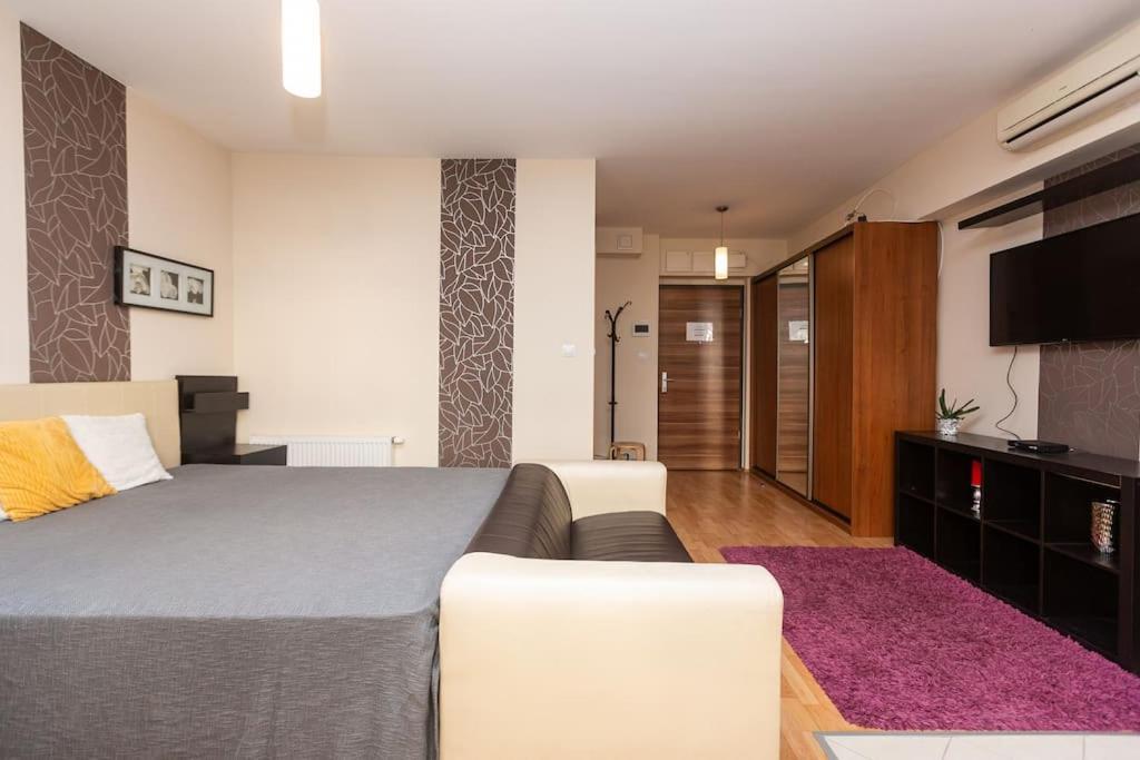 Flat On Corvin Promenade With Big Balcony Apartament Budapeszt