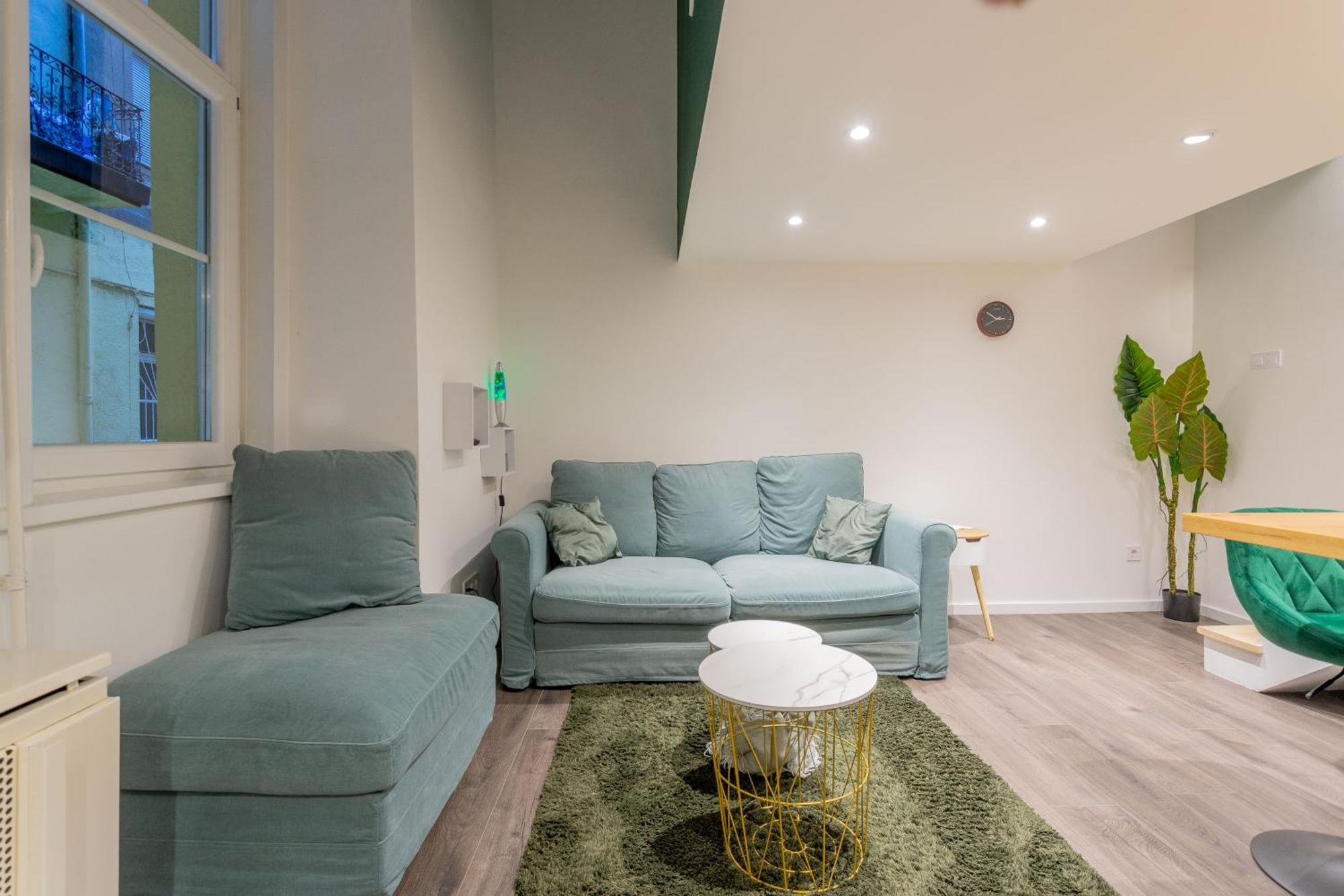 Full Equipment Designed In The Heart Of For 4 People Appartamento