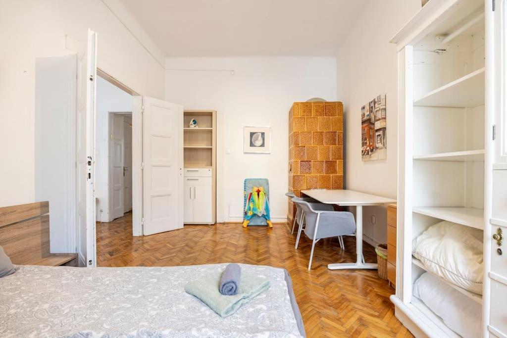 Prince Kinizsi Budapest